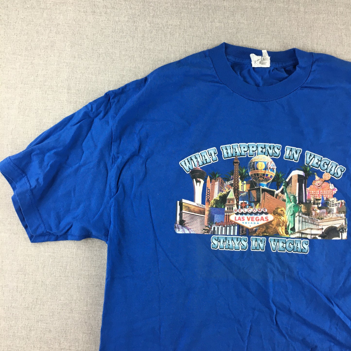 Vintage What Happens In Vegas Stays In Vegas Mens T-Shirt Size XL Blue