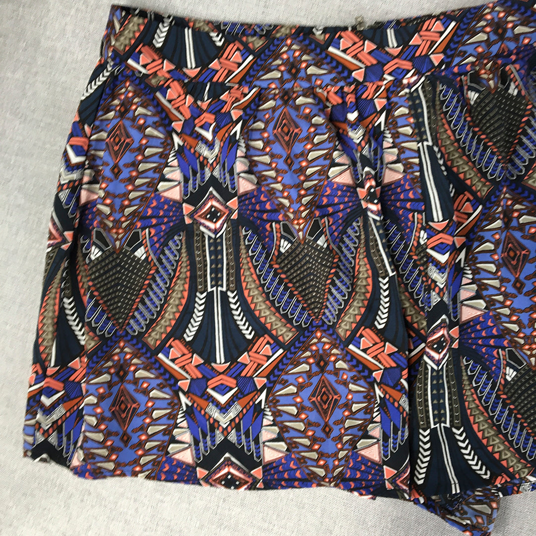 Forever 21 Womens Shorts Size L Purple Abstract Aztec Bermuda